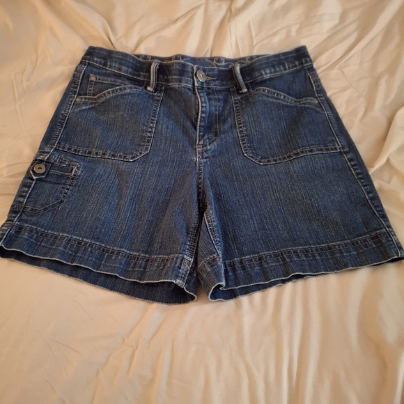 Gloria Vanderbilt Denim Blue Women's Cargo Shorts - Picture 3 of 7